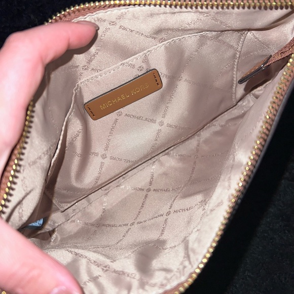 Michael Kors 3 in 1 Bag - Picture 9 of 12